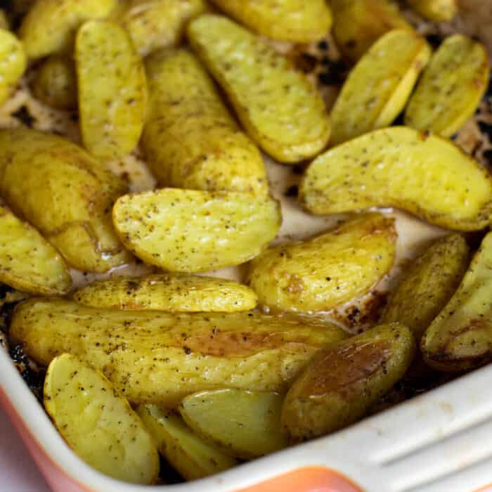 Oven Roasted Fingerling Potatoes The Black Peppercorn